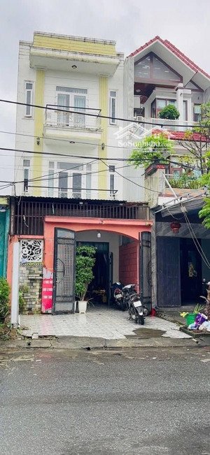 chính chủ gửi bán nhà 3 tầng mt đường nguyễn xí ,p thanh khê đà nẵng