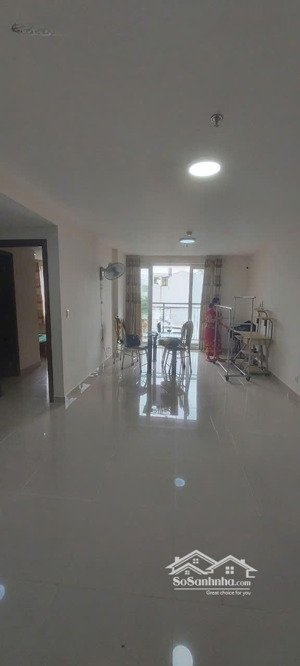 cần cho thuê căn hộ an phú quận 6 lô a, dt : 80 m2, 2pn, 2wc, giá : 10tr/th,