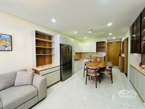 cần bán căn 72m2 full nt thiết kế đẹp mới giá 5.5 tỷ tl