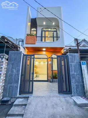 Nhà lầu xây mới 3 phòng ngủ - Khu Dân Cư 3A gần chợ An Bình