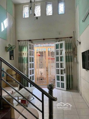 cần bán nhà hxh nguyễn đình chiểu q3 4.5 tấm giá 11 tỷ tl