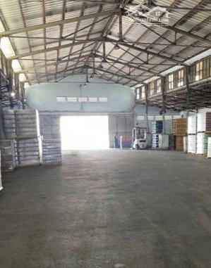 cần cho thuê kho đường bùi văn ba