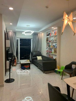 cho thuê gấp cc richmond 2pn2wc ,68m2, thoáng