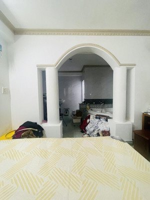 sát chợ cồn,siêu thị go - 3 tầng - dt đất 40.5m2 - kiệt 2.5m đào duy từ