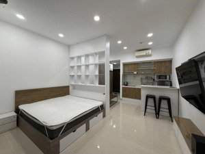 cho thuê gấp cc tại suủnise cityview q7 lh : minh anh.