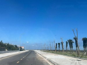 đất biển khu sân bay tuy hoà, mặt biển