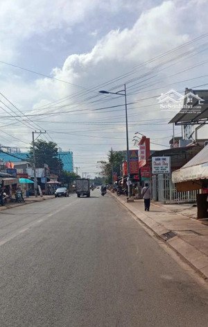 thông báo nền đẹp trục chính lê a, giá 490 triệu