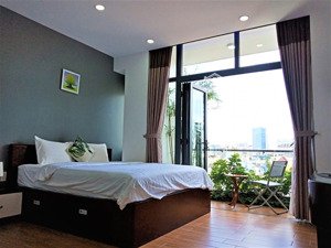 cho thuê căn hộ 40m2 ban công thoáng, có thang máy, ngay phan xích long, phú nhuận-lh 