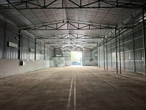 cho thuê kho 850 m2 kdc 586 tiện chứa hàng