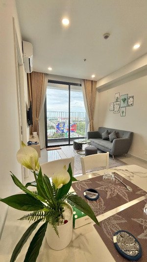 căn hộ 1pn full nội thất view đẹp giá hời tại the emerald golf view