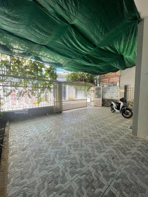 cho thuê nhà nguyên căn gần siêu thi go, vừa ở vừa kinh doanh