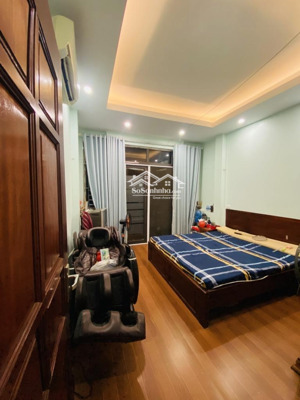 ngọc thuỵ - ô tô 7 chỗ ngủ trong nhà - dân xây cực chất giá đầu tư 14.7tỷ