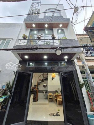 bán nhà đẹp tặng full nội thất nguyễn tri phương p4 q10