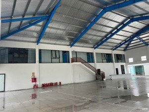 cho thuê kho đường phan trọng tuệ, thanh trì,1300m2,khung zamil, pccc đầy đủ giá 110k/m2 