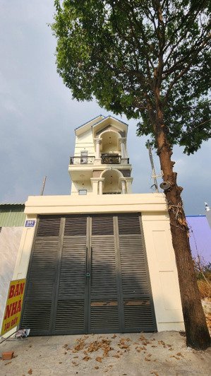 bán nhà riêng đường 51, phú tân, thủ dầu một, bình dương, 5,4 tỷ, 100m2 giá siêu hời