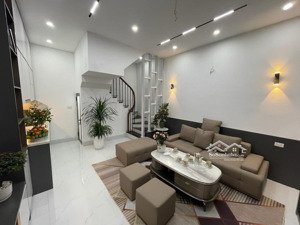 ô tô đỗ cổng minh khai, thang máy, full nội thất đẹp, ngõ nông rộng, 2 thoáng sáng tự nhiên, 51m*6t