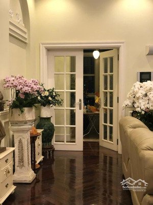 bán gấp căn hộ rẻ nhất dự án cao cấp the manor,mễ trì_100tr/m, ban công hướng mát,cam kết ko báo ảo