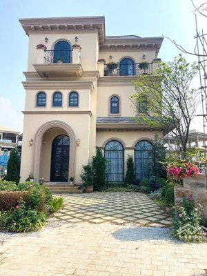 siêu hot! biệt thự dasong village giá từ 39tr/m2. chiết khấu 9%, htls 70% 18 tháng. quà tặng 300tr