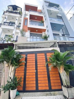 cho thuê nhà hẻm xe hơi,4 pn 5 wc ,giá 15 tr/th ,thống nhất,gò vấp