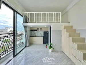 gác lửng 40m2 full tiện nghi ngay hàng xanh, nguyễn gia trí