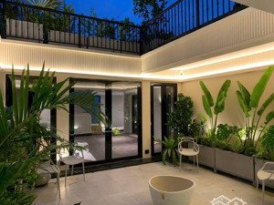 cho thuê toà nhà 7 tầng 1100m2 thạnh mỹ lợi