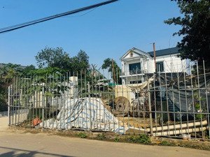 siêu hot chỉ cần 2.6 tỷ làm chủ lô đất 85m2 mặt đường trục chính thôn yên thái - phú cát - hà nội