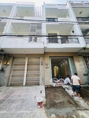 bán nhà mặt tiền đường số 80,quận 6 (4m x 15m x 3 tầng) 8,5 tỷ tl