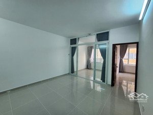 chung cư osc land, bán căn hộ 58m2, 2pn cách biển bãi sau 300m. giá 2.45 tỷ