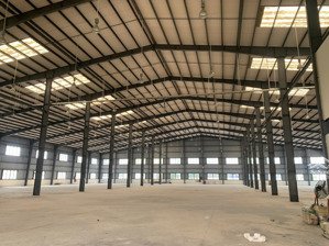 chuyển nhượng lô đất công nghiệp mặt đường ql5, dt 2.2ha. lh 