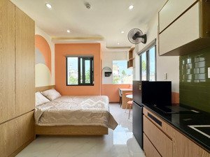 phòng mới có thang máy gần vạn hạnh mall - nhà hát hòa bình