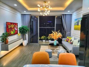 tôi chính chủ cần bán trước tết căn góc 2 ngủ chung cư ct36 định công full nội thất đẹp