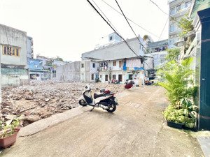 đất vuông vắn xd đẹp - 64 mét vuông chỉ 6tỷ ( còn thương lượng ) hẻm rộng kv p. tân hưng kề himlam