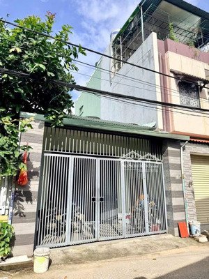 bán nhà cấp 4 kiệt oto 6m lên nhà số 64/114 trần đình tri