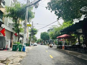 nhà mặt tiền đường ngay hoàng diệu 2. cạnh đh ngân hàng. ngang 5.7m. tiện kinh doanh khai thác chdv