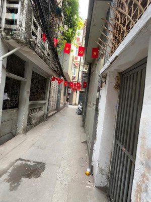 cho thuê mặt ngõ 385 trần đại nghĩa, dt 55m