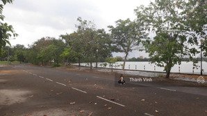 bán gấp nền đất 8m x 19m kdc đại học mở quận 9, đường tam đa, sổ đỏ cá nhân giá chính chủ bán.