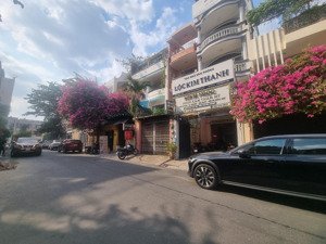 cực tốt mặt tiền 339 lê văn sỹ, p. 13, q. 3 - dt: 7x15m dtkv 100m2 - nhà 3 tầng giá chỉ 27 tỷ