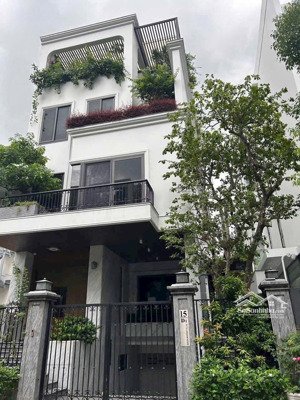 sở hữubiệt thự cao cấp đảo kim cương -khu mystery thạnh mỹ lợi 7x18m(130m2 ) hầm 4 tầng 35,5 tỷ