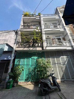 bán nhà đúc 3,5 tấm hương lộ 2 dt 4x13m giá 5.85 tỷ tl