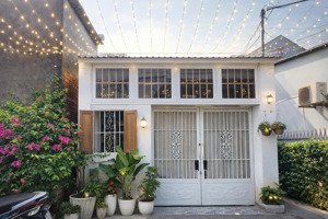 nhà mặt tiền ngay vinhome grand park, đường xe tải, 80m2, nhỉnh 4 tỷ