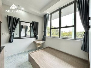 cho thuê mới xây studio ngay gần đảo kim cương - full nội thất mới - có thang máy - có chỗ đậu oto