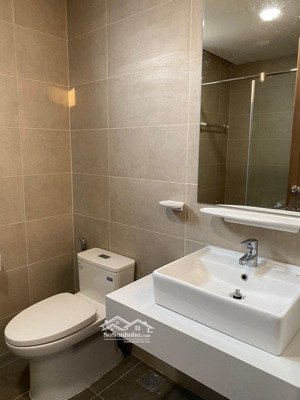 hiếm, bán căn hộ valeo đầm sen, 4,2 tỷ, 84m2, 2pn, 2wc, view đẹp, có ban công vp tại dự án!