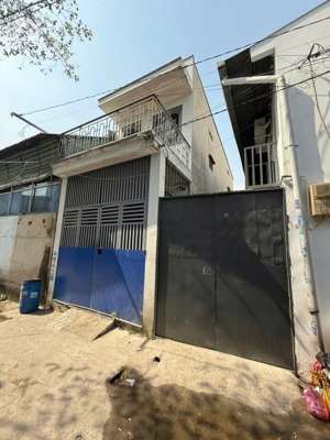 nhà 1 trệt 1 lầu, có 3 phòng trọ cho thuê, linh xuân, giá 4,85 tỷ