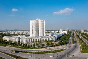 bán căn shop eurowindow - mặt ngoài vòng xuyến hồng hạc