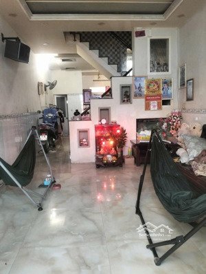 nhà 2,5 tầng phố tây hẻm tuệ tĩnh, cách biển 500m, 62m2 2pn 2wc, chỉ 6,7 tỷ