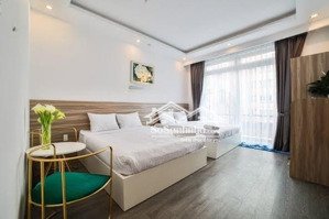 cần bán khách sạn mặt tiền đường phan đình phùng - thoáng 2 mặt tiền trước sau