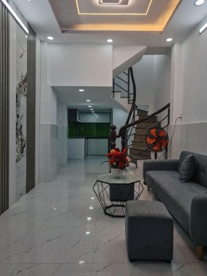 3.75 tỷ 4 tầng 5pn hẻm ô tô gần chợ bình long, giáp tân phú bình hưng hòa a, bình tân