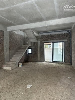 liền kề cọ xanh, thiết kế như biệt thự dt 78m2, mt6m, xd 66m2/san- 5tang, hướng đn. 134tr/m