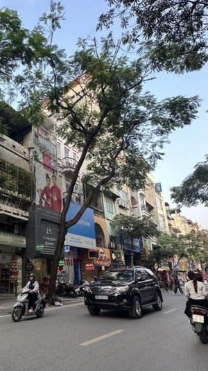 nhà mặt phố lạc trung - hậu mặt ngõ ô tô tránh - kinh doanh sầm uất - giao thông thuận lợi - sđcc