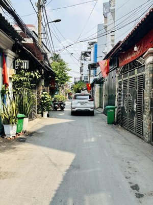 đường 6m xe hơi thông - 3 tầng - 4x18 - vị trí tốt - kinh doanh đỉnh - giáp tân bình - nhỉnh 7 tỷ